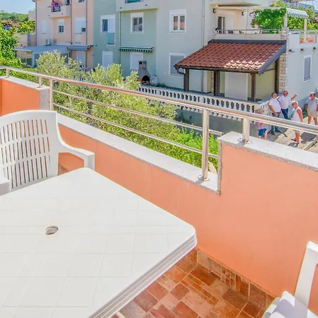 Etera Apartment